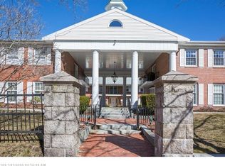 177 Pine St #2E, Portland, ME 04102