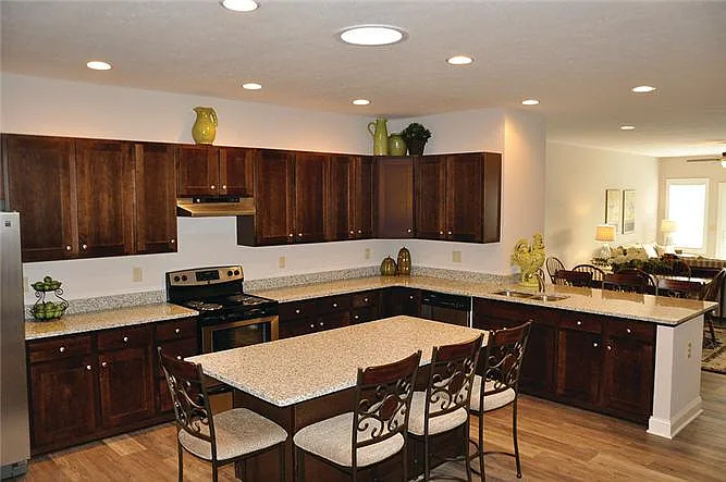 Spacious Kitchen in the Retreat