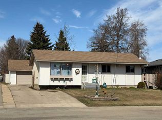 312 E 12th St SE, Slave Lake, AB T0G2A3