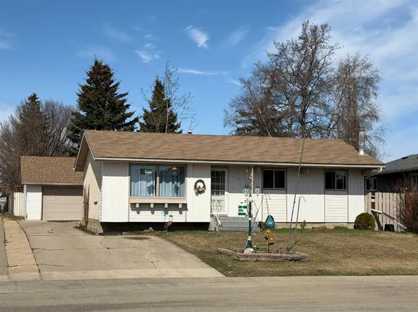 312 E 12th St SE, Slave Lake, AB T0G 2A3
