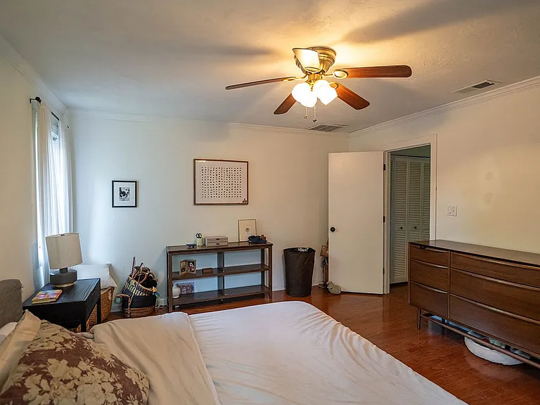 3724 Longchamp Cir — Photo 19