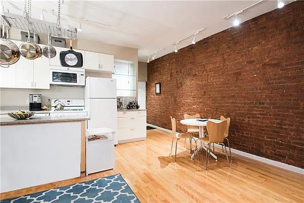 Sold by Temple Morrow LLC | media 8