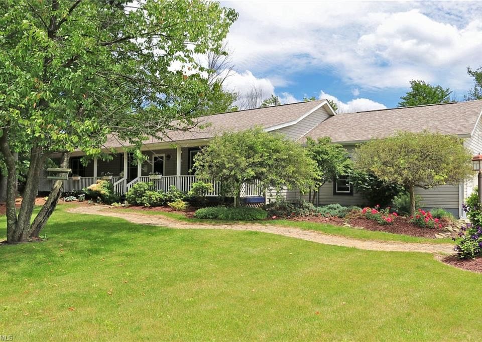 1st image of 3060 Cinnamon Dr