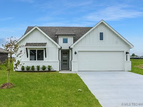 10030 E 132nd St S, Broken Arrow, OK 74014
