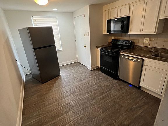 3rd image of 7735 Wild Plum Ave