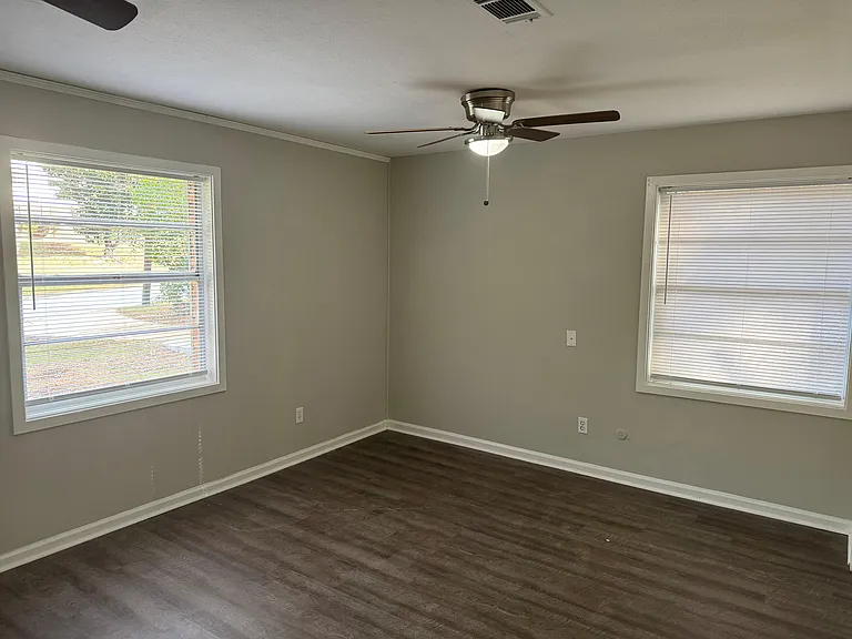 4404 Roman Dr — Photo 11