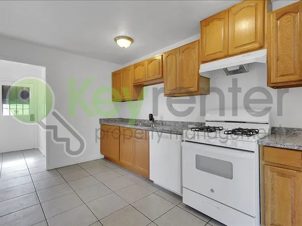 4806 Yosemite Ave #A, Sacramento, CA 95820