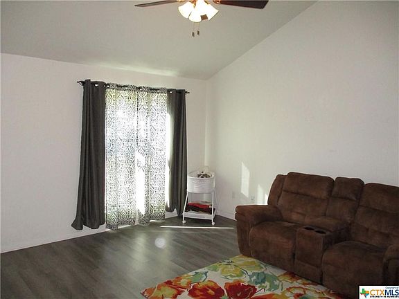 3rd image of 304 Halter Dr