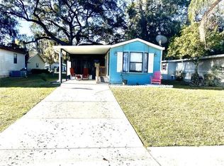 610 Cottage Park Ln, Leesburg, FL 34748