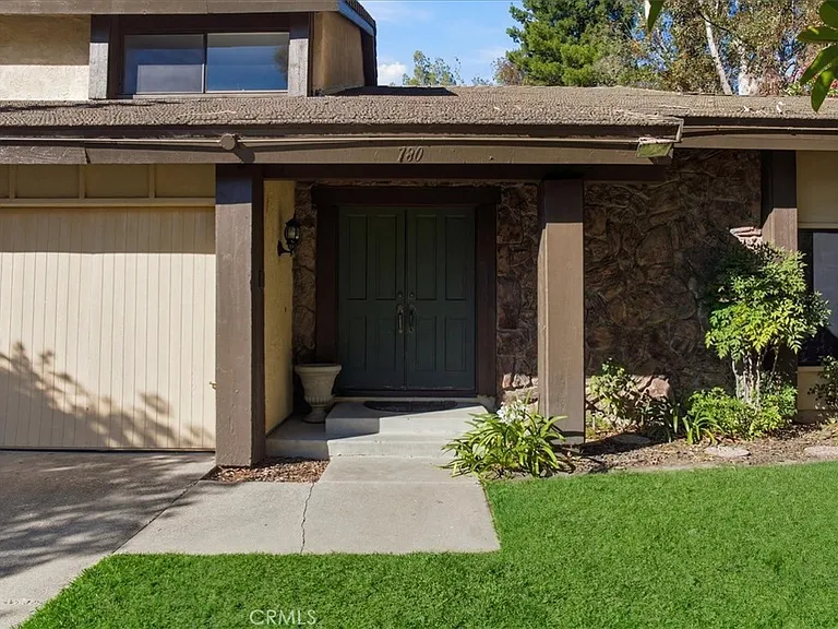 780 S Carriage Cir — Photo 10