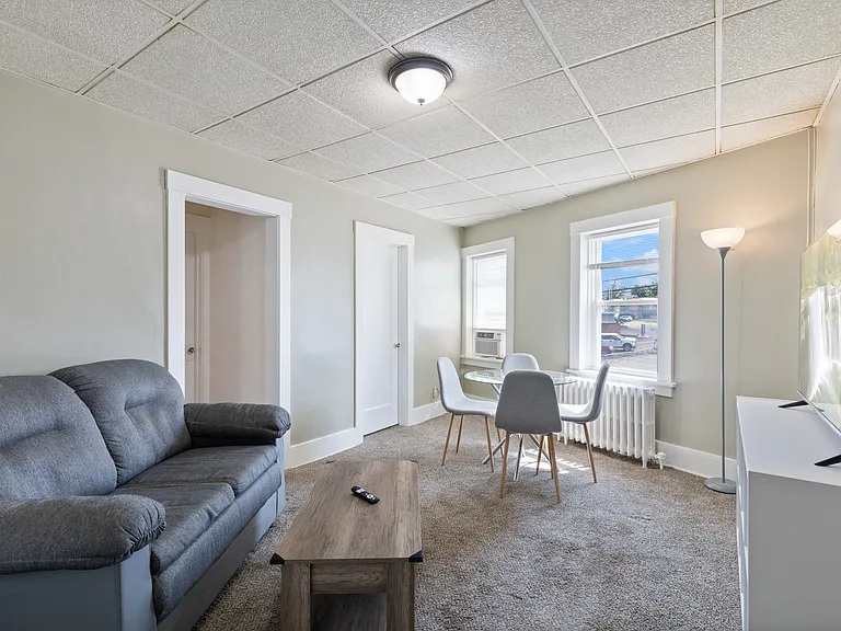 2 Irvington Rd #6 — Photo 15