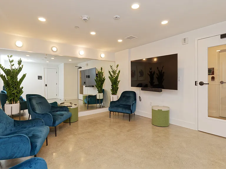 Bosco 1717 University Ave — Photo 24