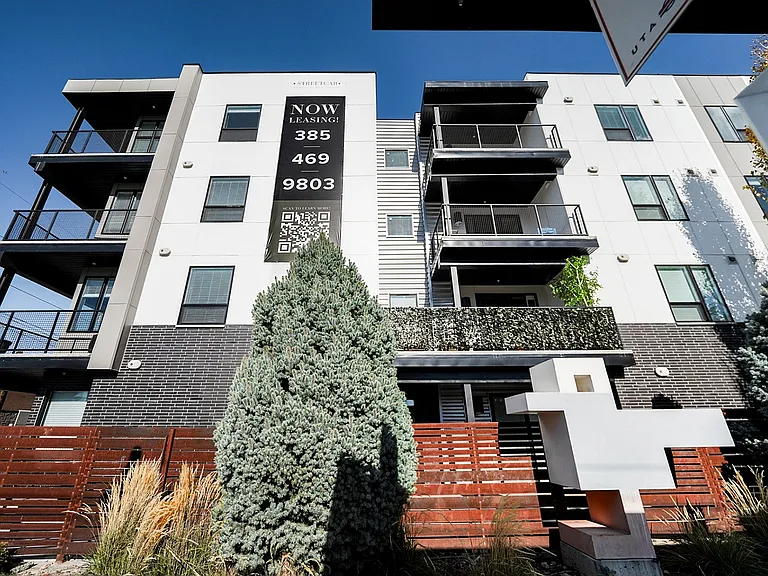 Streetcar Flats Exterior