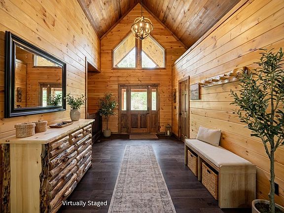 4th image of 658 Highland Gap