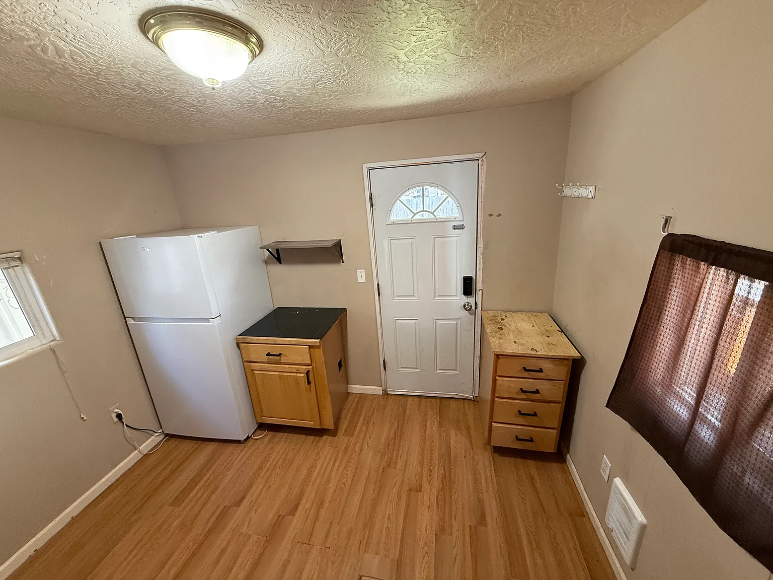 N Earl Rd, Moses Lake — Photo 3