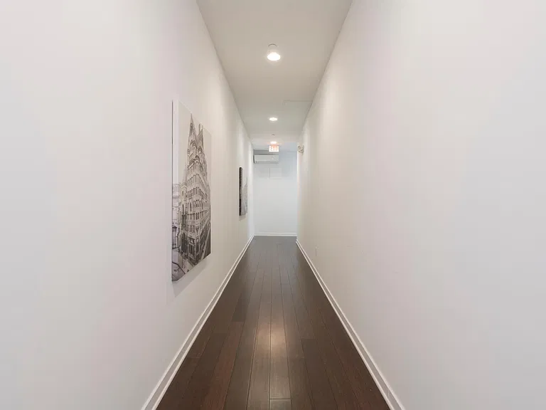 710 Chestnut St #402 — Photo 8