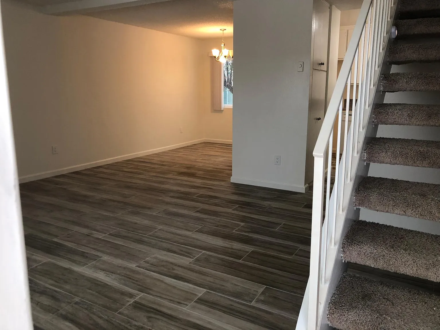 3 bed, 2.5 bath, 1350 sqft, $3,495 — Photo 3
