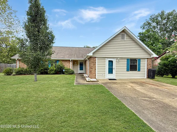 1028 R N Whitfield St, Florence, MS 39073