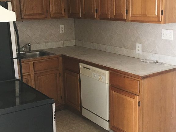 2nd image of 11949 Walle Dr