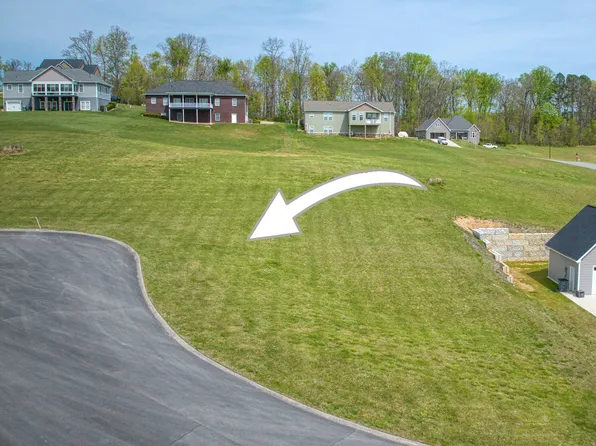 3032 Hayden Ct, Morristown, TN 37814