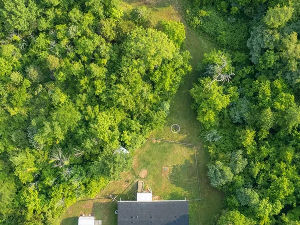 506 Tobacco Rd, Taylorsville, KY 40071