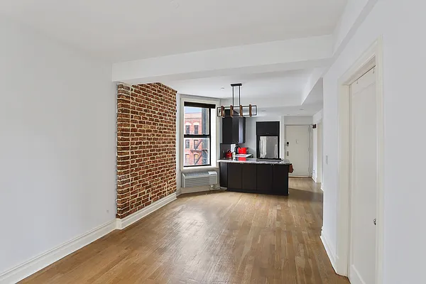 Rented by Oxford Property Group | media 2