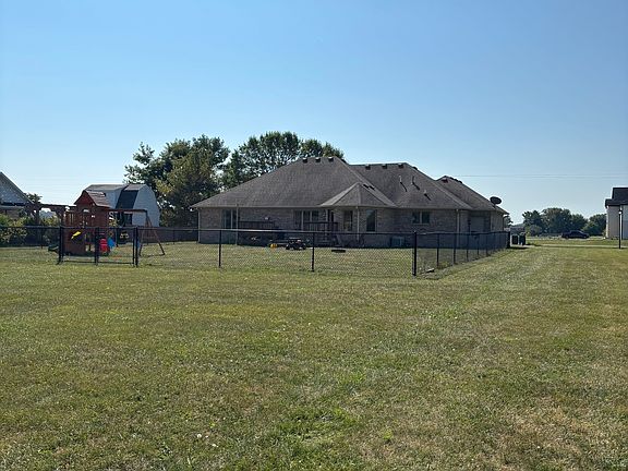 3rd image of 5556 W Stinemyer Rd