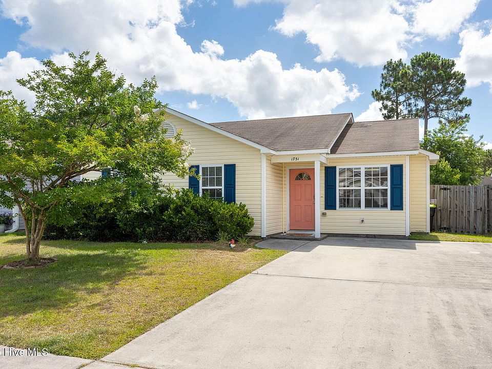 1st image of 1751 Pepperwood Way