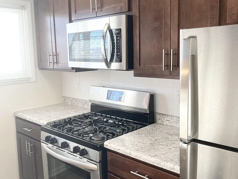 Northgate Crossing Apartments — Photo 8
