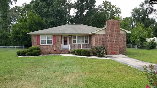 817 Delta Dr Photo 1