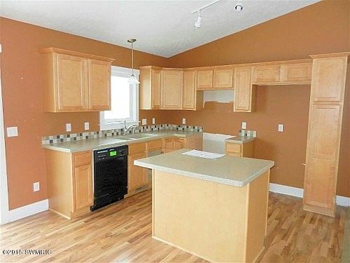 4th image of 11731 Barkton Dr