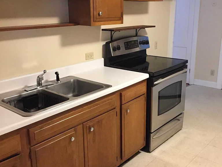 26 Colrain St #1 — Photo 7