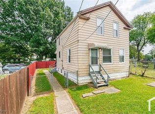2669 W 41st St, Cleveland, OH 44113