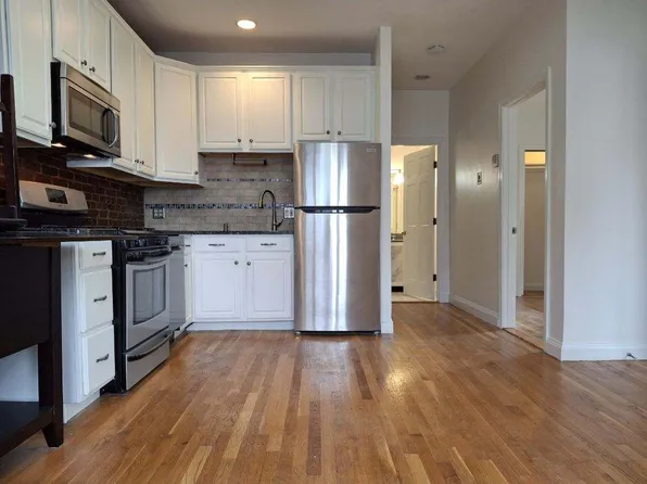 137 Dorchester St APT 2A, Boston, MA 02127