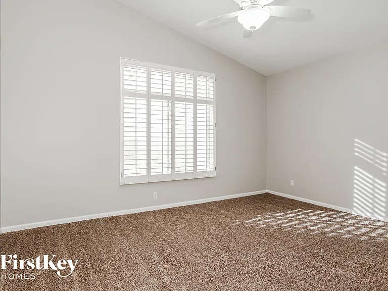 11029 W Almeria Rd — Photo 7