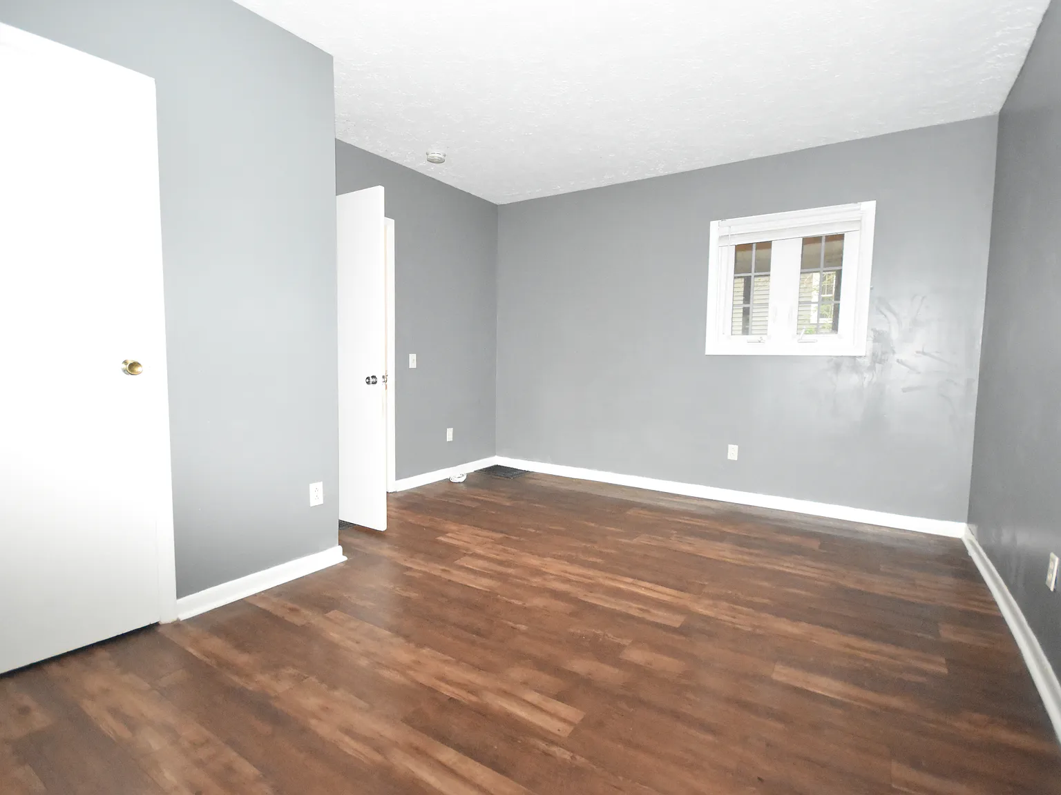 3 bed, 950 sqft, $1,650 — Photo 4