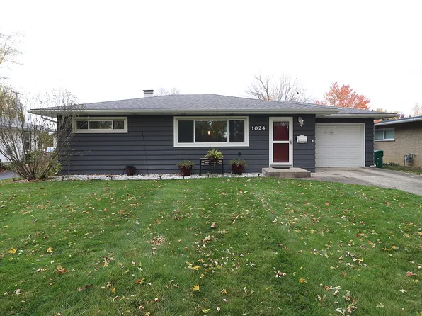 1024 E 8th St, Lockport, IL 60441