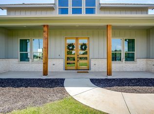 101 Revere Dr, Weatherford, TX 76088