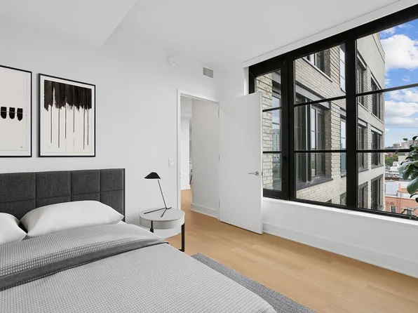 499 President Street image 9 of 37