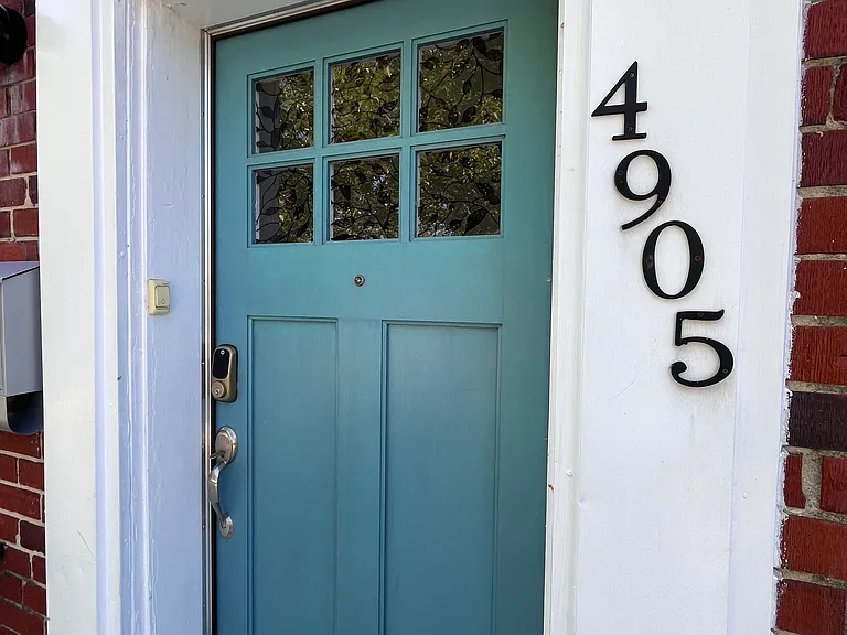 4905 Wilkens Ave — Photo 6