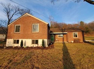 697 Bairdford Rd, Gibsonia, PA 15044