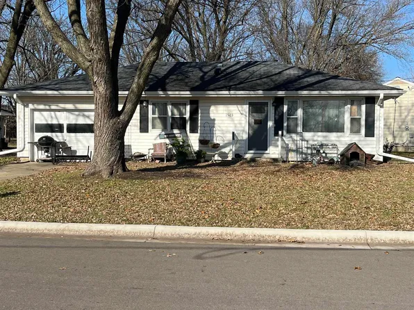 1503 3rd Ave N, Clear Lake, IA 50428