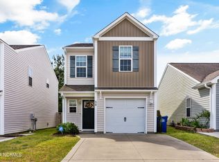 58 Thornbury Dr, Rocky Point, NC 28457