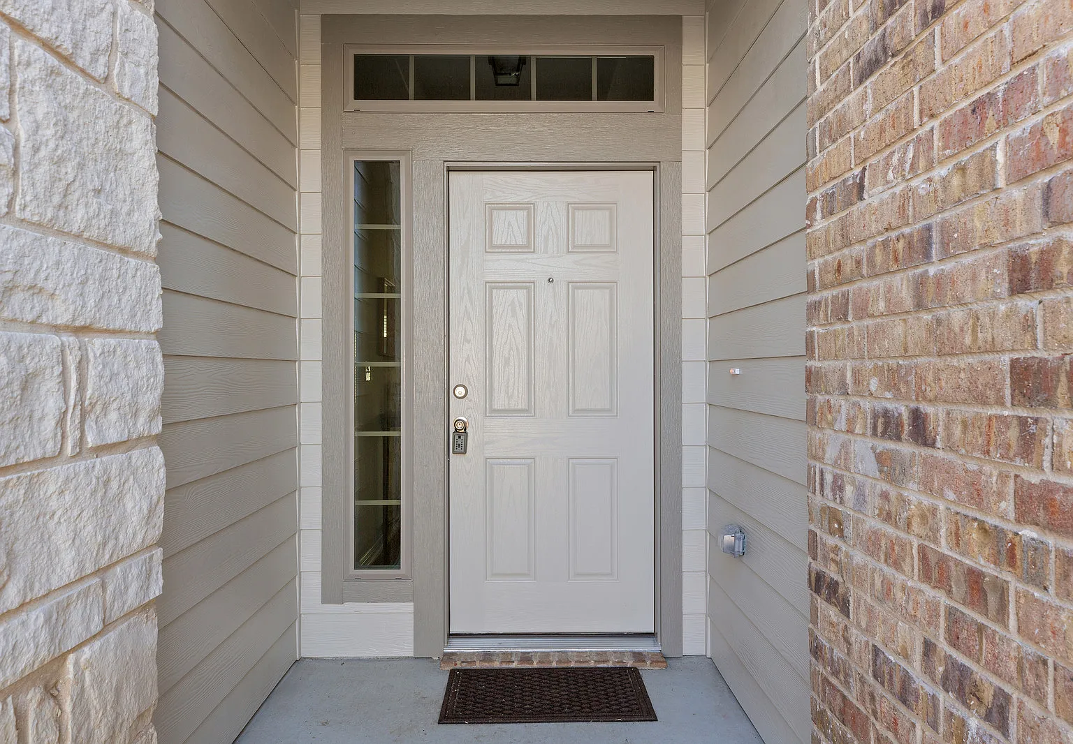 619 Parkfield — Photo 4