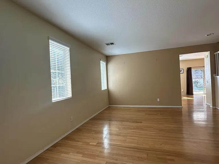 7134 Cumberland Pl — Photo 4