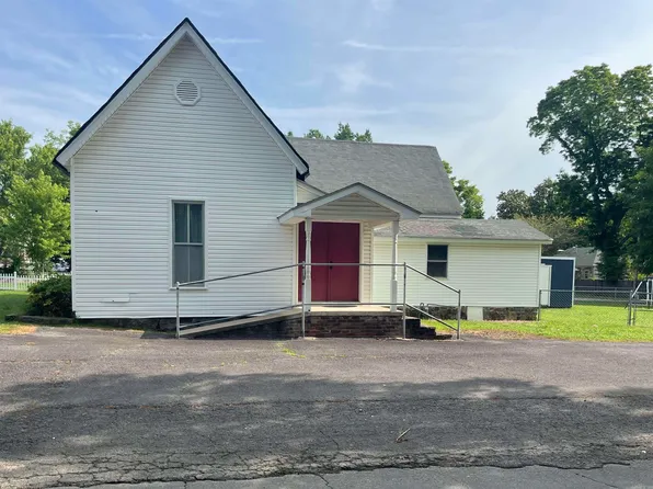 111 S Broadway St, Heber Springs, AR 72543