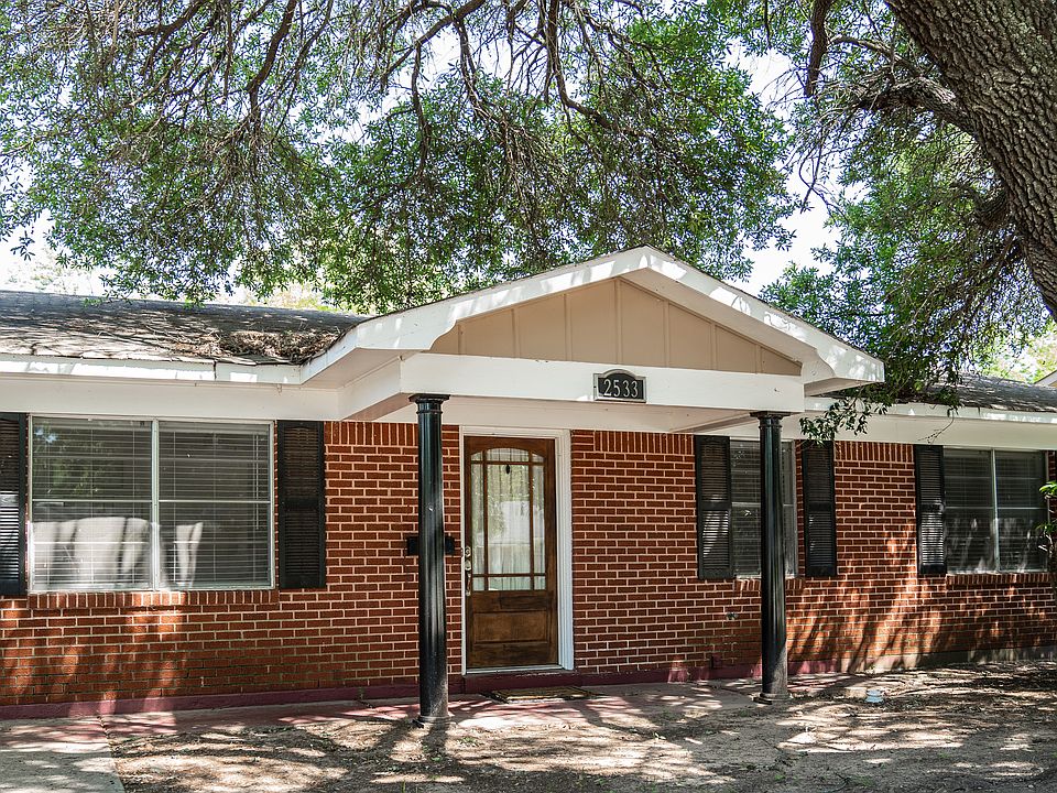 1st image of 2533 Captain Sawyer Dr