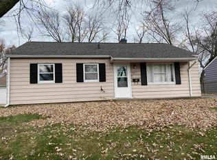 825 W Purtscher Dr, Peoria, IL 61614