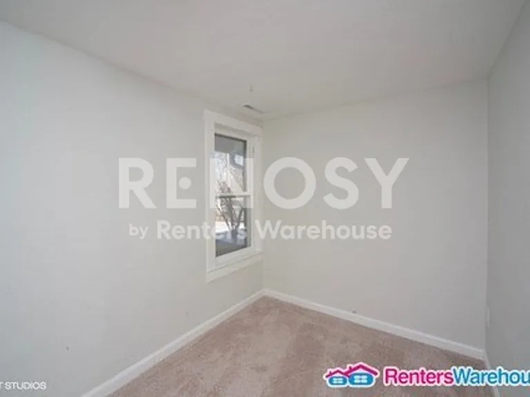 4142 Chase St — Photo 7