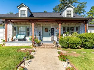 1336 Hill Dr, Laurel, MS 39440